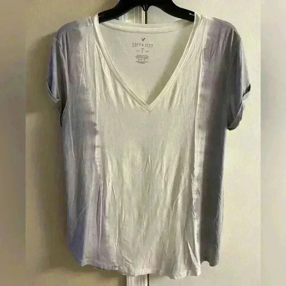 American eagle outfitters t shirt v neck tie dye lightweight soft Medium